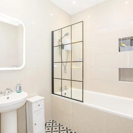3Bed Traditional Edinburgh Apt Exterior photo